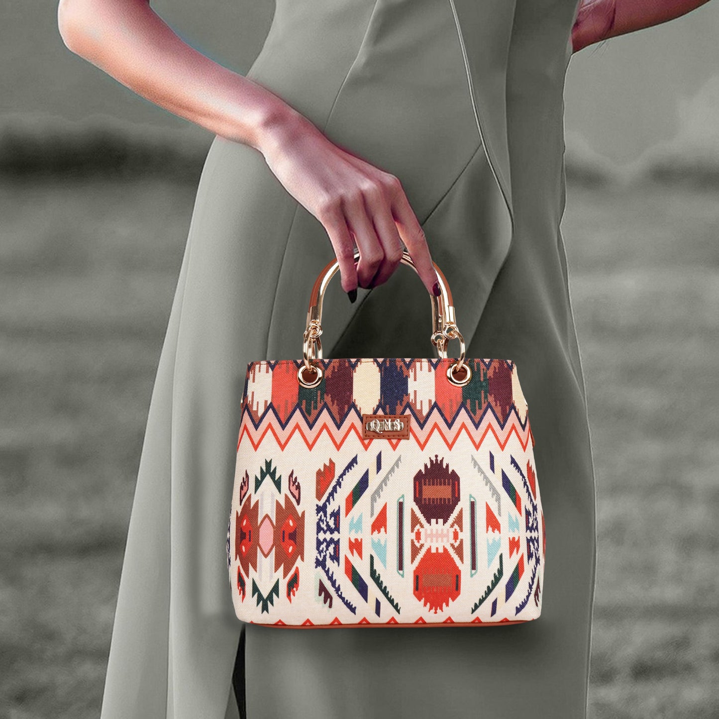 Alia Handbag – Crafted Elegance Panel