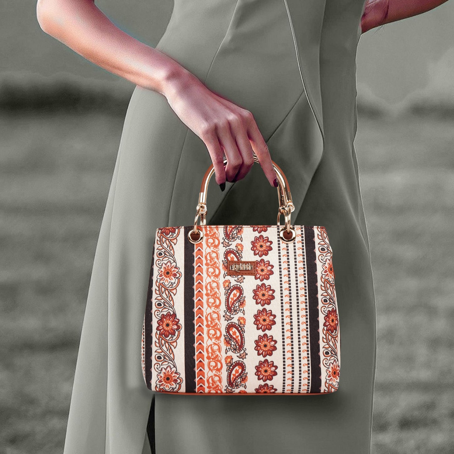 Alia Handbag – Crafted Elegance Panel